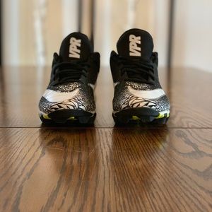 Boys Nike VPR football Cleats